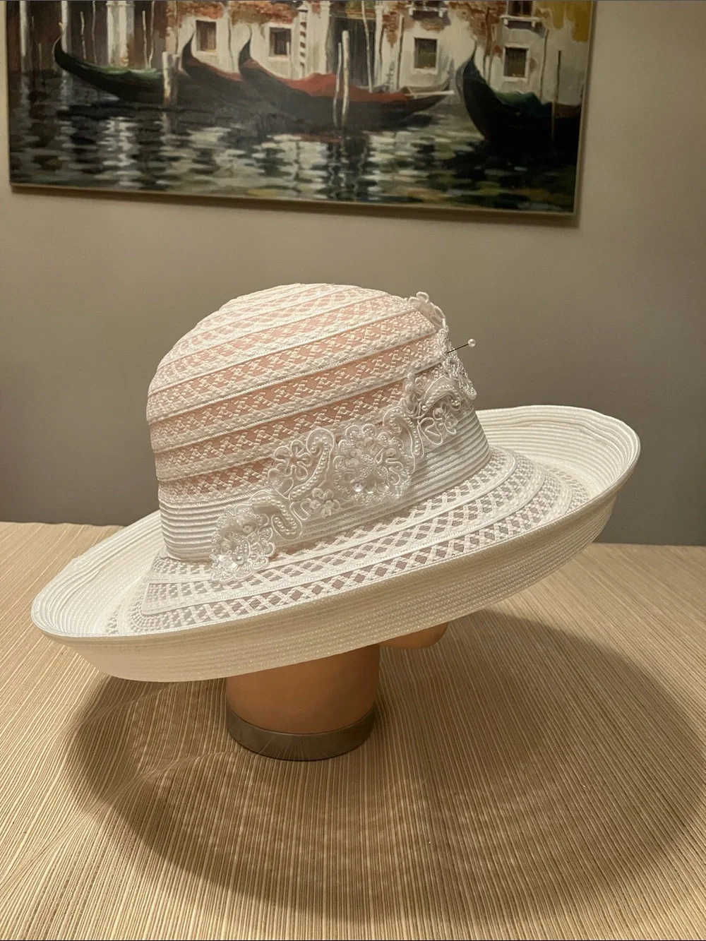 N/A chic white